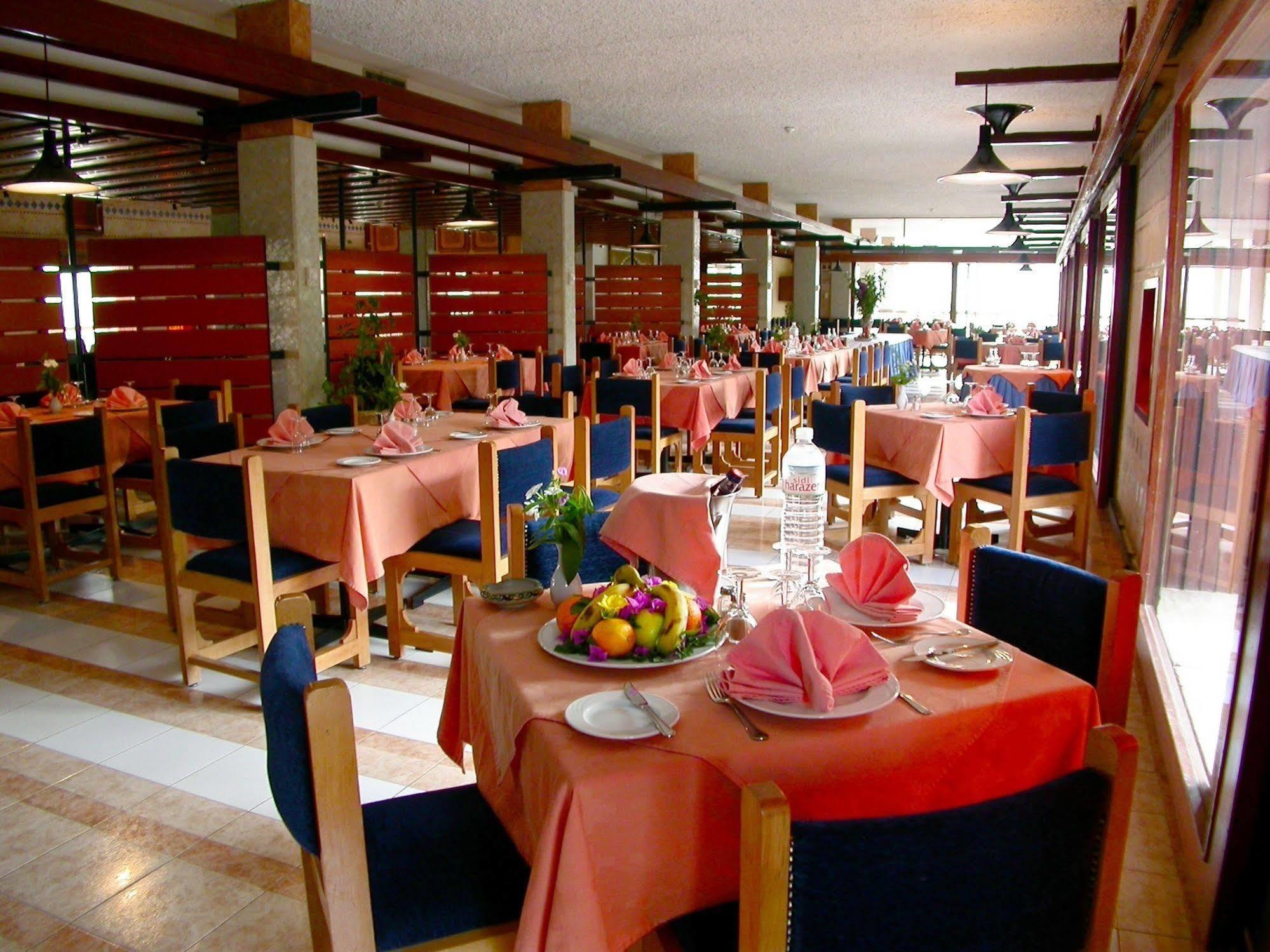 Sidi Harazem Hotel Exterior foto
