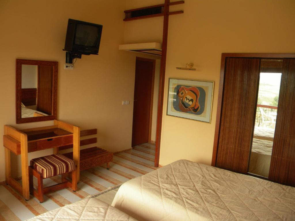 Sidi Harazem Hotel Exterior foto